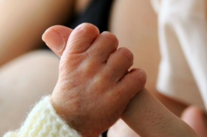BebÃ©s de 4 meses pueden reconocer a sus padres mediante un abrazo