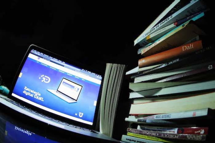 UANL reÃºne acervo digital para los estudiantes