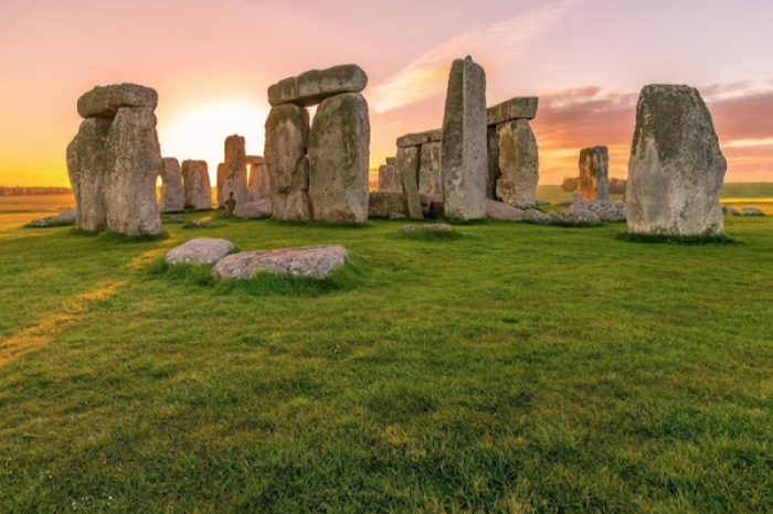 Encuentran tumbas prehistóricas y extraños objetos en el lugar por el que pasará el túnel de Stonehe