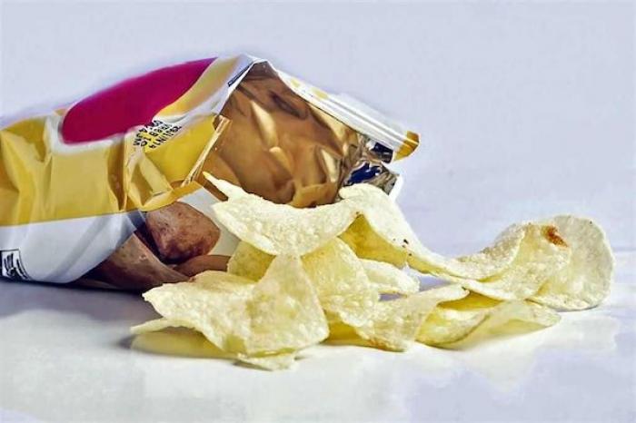 ¿Por qué las bolsas de los snacks están llenas de aire?