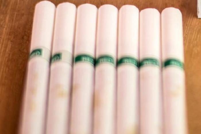Planea Estados Unidos prohibir venta de cigarros mentolados