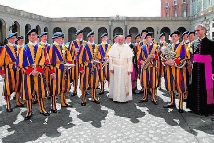 Guardia Suiza, los protectores del papa por los siglos de los siglos