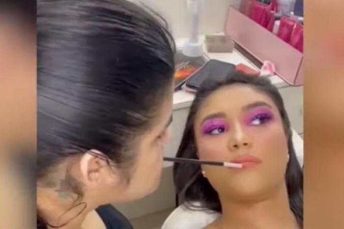 Mujer se hace viral en TikTok por habilidad de maquillar con la boca