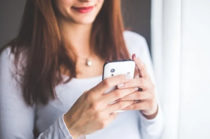 Envía mensaje de texto al teléfono de su hermana fallecida y le responden