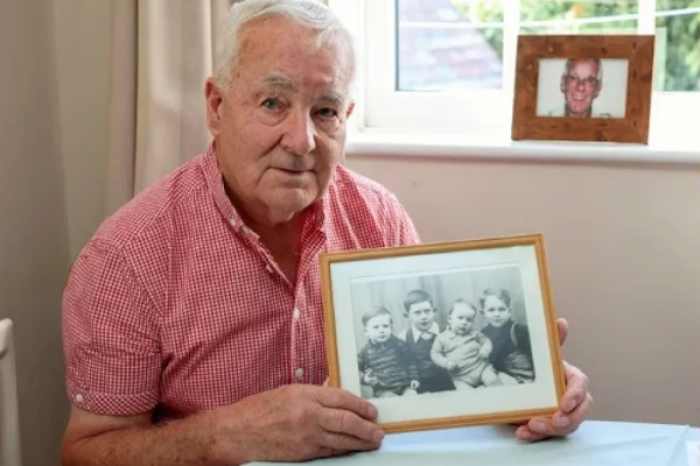Dos hermanos británicos se reencuentran tras 77 años separados
