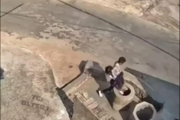 ¡De película de miedo!  Menor de cuatro años es arrojada hacia un pozo 