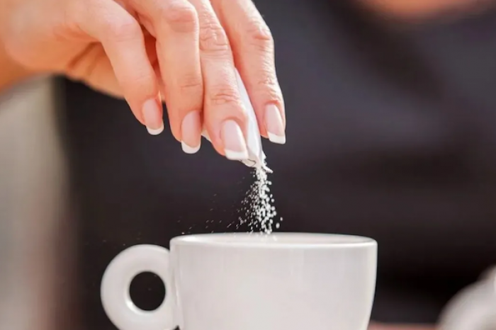 Agregar sal al café: ¿Por qué algunas personas lo están consumiendo así?