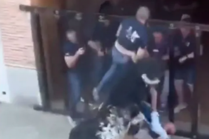 Muere hombre tras ser corneado por un toro en fiesta española