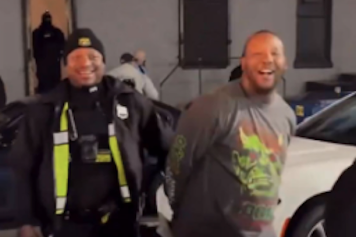 Oficial de policía arresta a su propio hermano gemelo en Filadelfia
