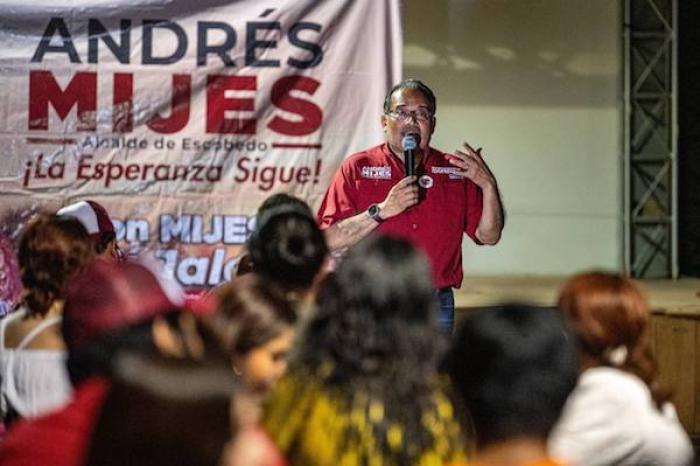 Andrés Mijes promete reforzar apoyo a la edu