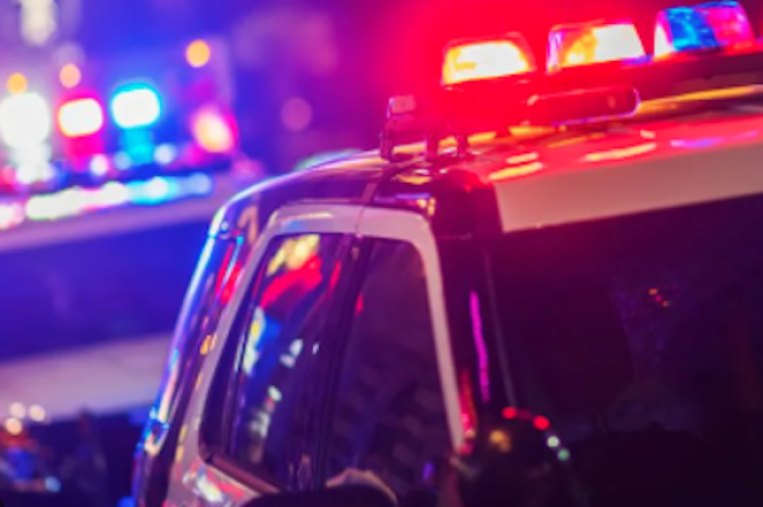 Estudiante muere abatido por policías cerca de escuela en Wisconsin