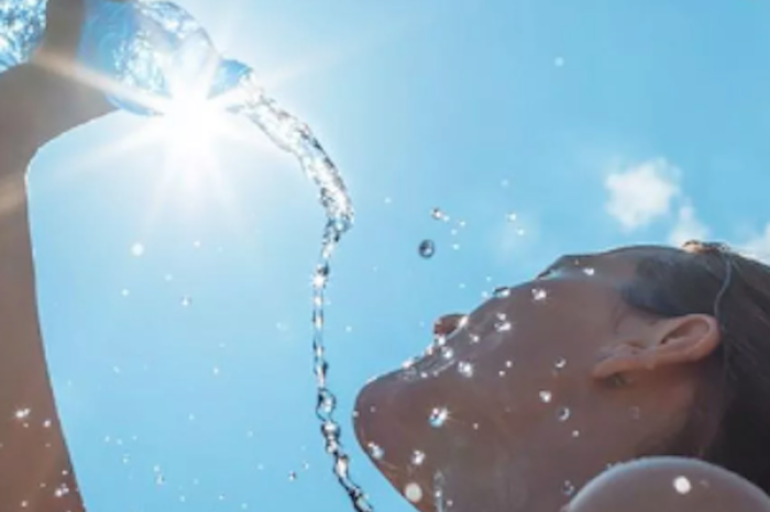 Advierten sobre riesgos de deshidratación en temporada de calor