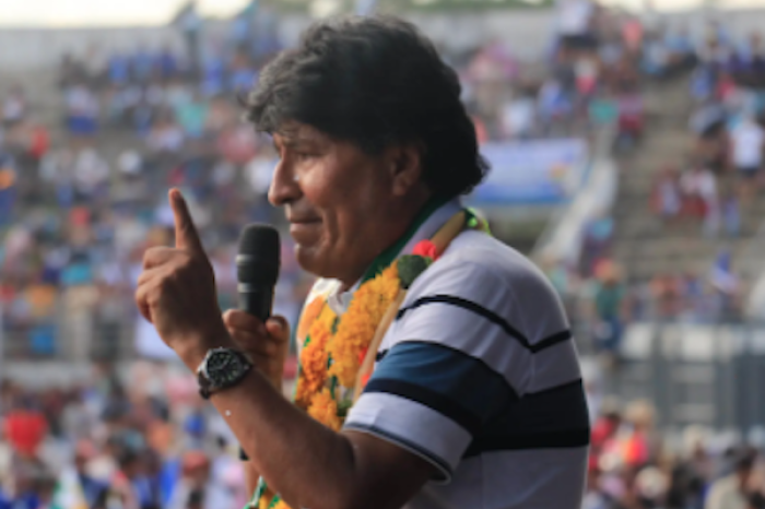 Evo Morales advierte su candidatura presidenc