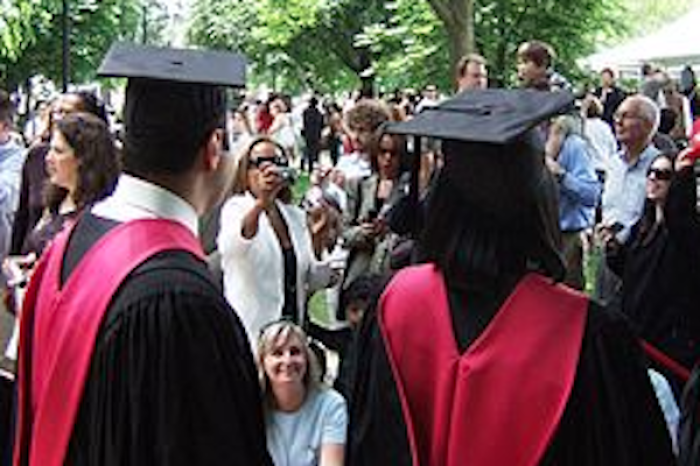 Caos en ceremonia de graduación de enfermería en la Universidad Howard