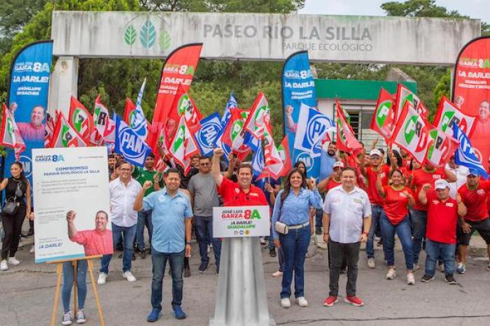 Jose Luis Garza Ochoa se compromete a renovar seis parques emblemáticos en Guadalupe