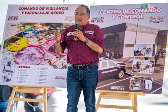 Andrés Mijes propone modernizar la preparación policial en Escobedo