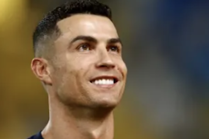 Cristiano Ronaldo encabeza la lista de los atletas mejor pagados de 2024