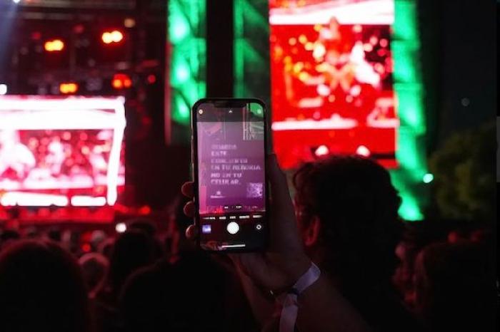  “The Boring Phone” revoluciona el mundo de la música en el Heineken Silver Live Out