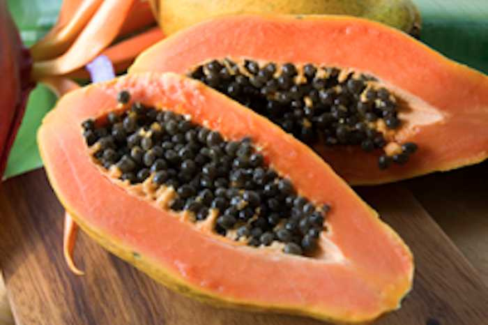 Conoce los beneficios de consumir papaya en la cena    