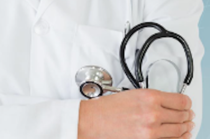 Mujer le reclama a su doctor por usar ChatGPT