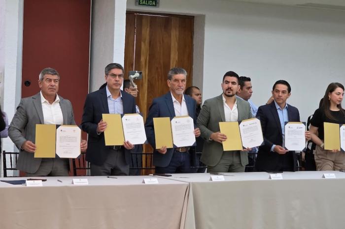 Pacta Guadalupe acuerdo para becas con la UAN
