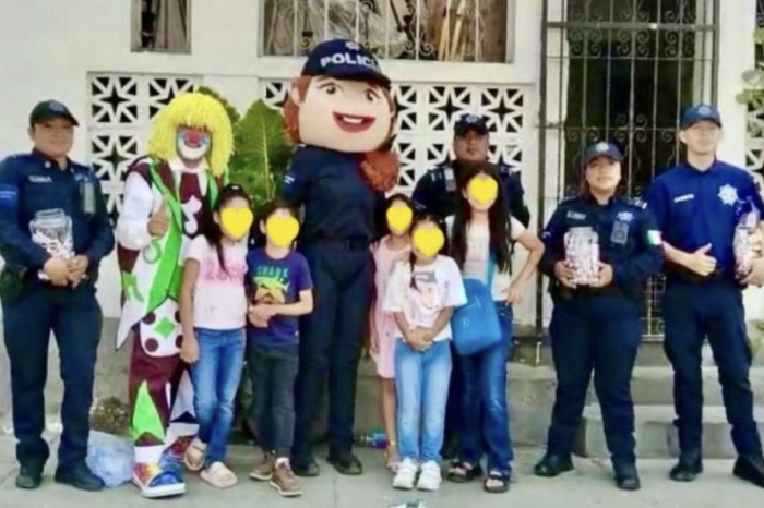 Policías de Santa Catarina endulzan el Día 