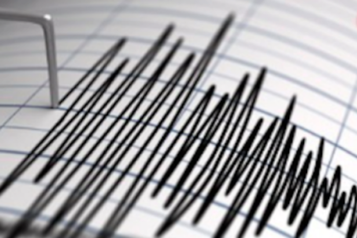 Sismo de 7.5 y réplica de 6.1 activan alerta