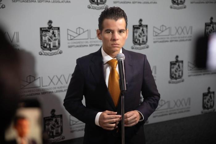 Miguel Á. Flores Serna reconoce avances del 