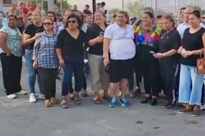 Promueve Lenia Batres entre santacatarinenses
