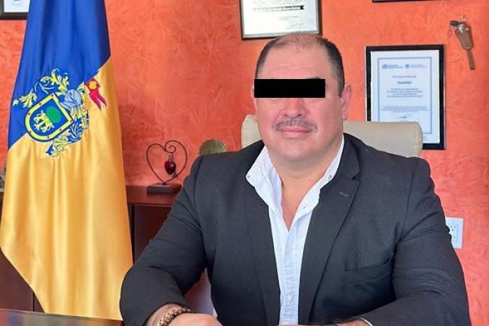 Detienen al presidente municipal de Teuchitl