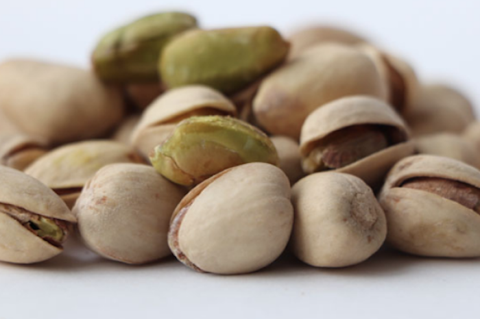 Pistaches: El “snack feliz” que protege tu corazón, ojos y salud en general