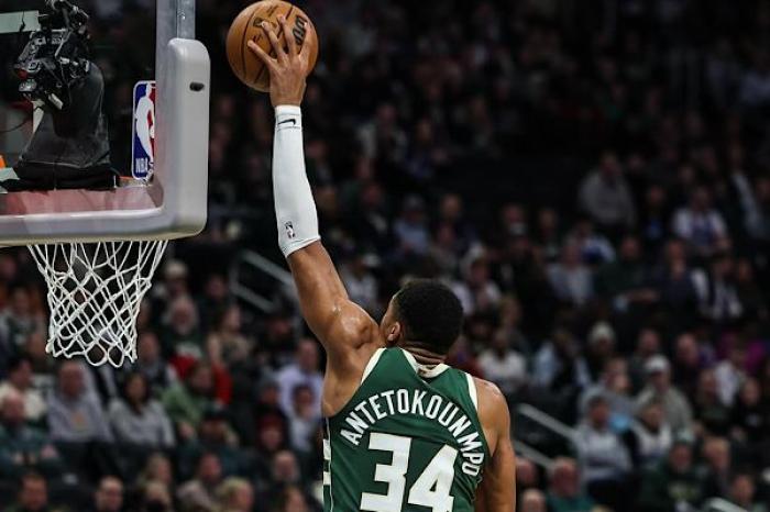Los Lakers buscan a Giannis Antetokounmpo par