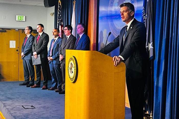 Estados Unidos acusa por primera vez al Cárt