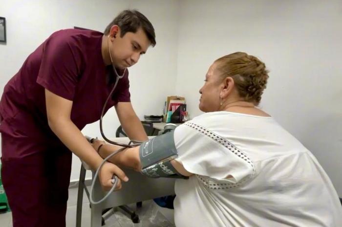 Refuerza Santa Catarina consultas médicas an