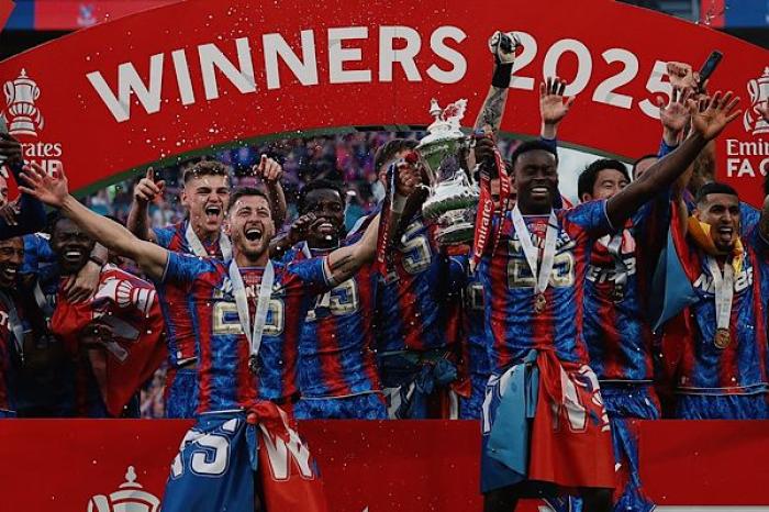 Crystal Palace hace historia y gana su primer