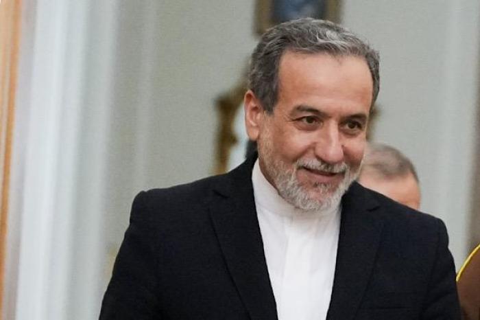 Irán se muestra dispuesto a reconstruir la confianza con Europa tras reunión en Estambul
