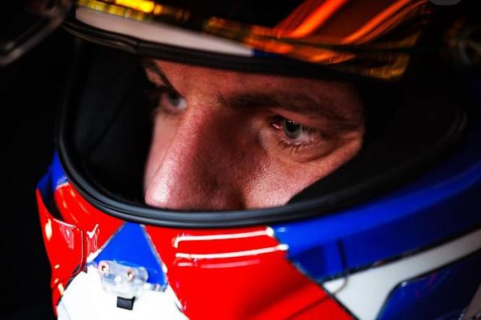 Verstappen le da a Red Bull su triunfo 400 en