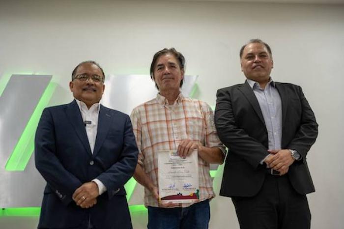 Inspira “Acción Poética” a estudiantes 