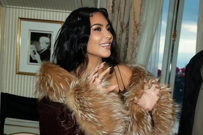 Kim Kardashian se gradúa de Derecho en Calif