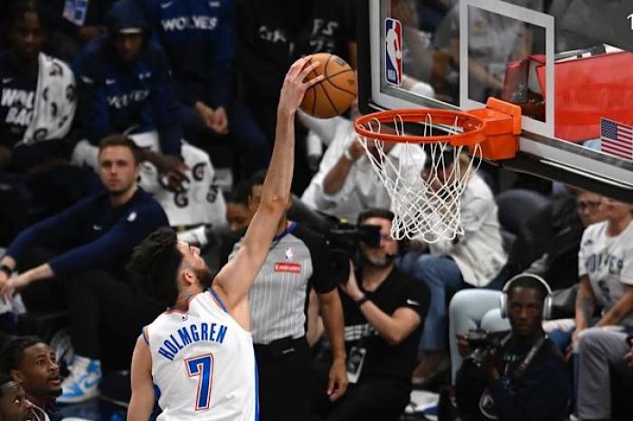 Thunder acaricia la final de la NBA tras venc