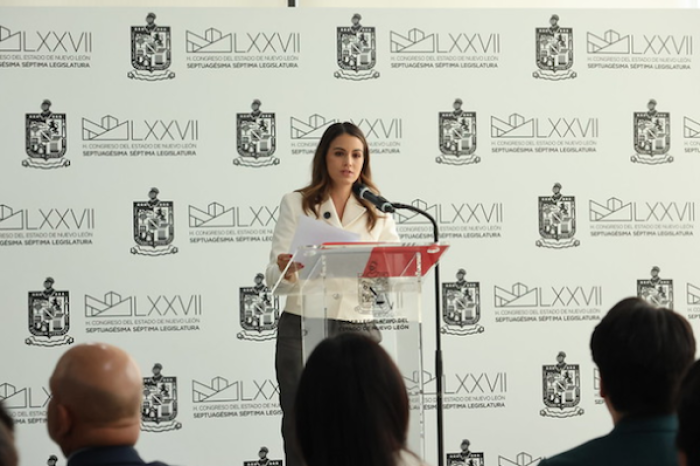 Lorena de la Garza exige a la FEDENL revisió