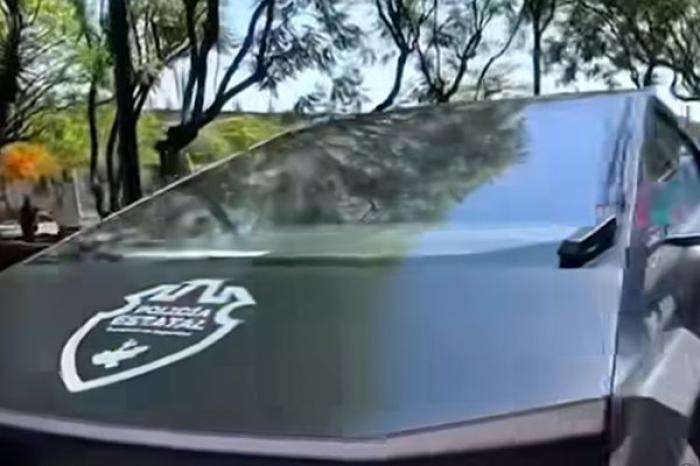 Jalisco adquiere tres Cybertrucks Tesla para 