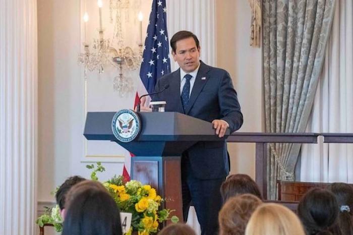 Marco Rubio busca restringir visas de estudiantes chinos