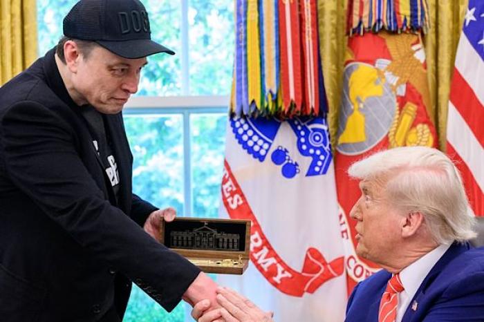 Elon Musk acusa a Trump de “ingratitud” y