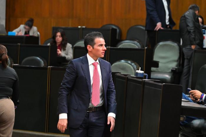 La ley no puede castigar a las mujeres por defender su vida”: Mike Flores