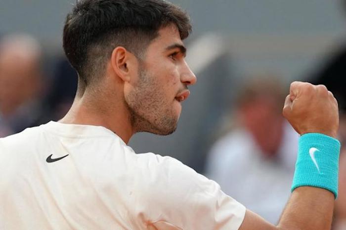 Carlos Alcaraz avanza a la final de Roland Ga