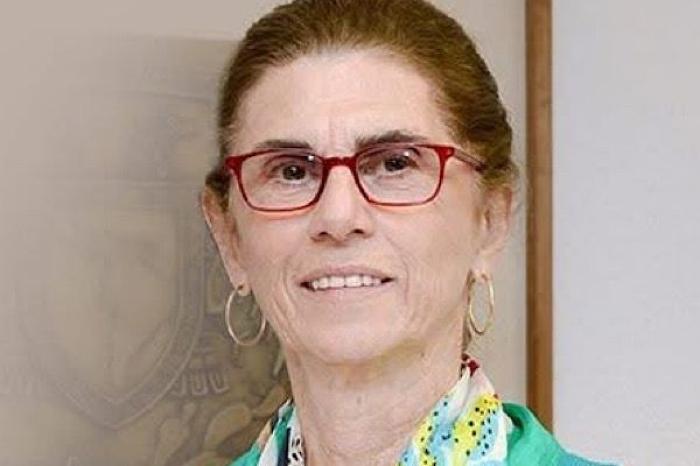Annie Pardo, madre de Claudia Sheinbaum, es r