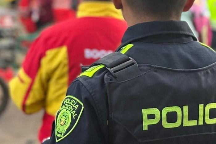 Explosiones en estaciones de policía sacuden