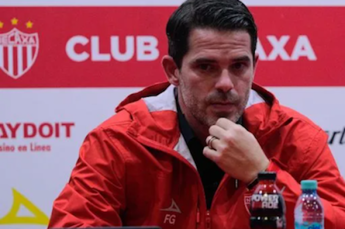 Necaxa se blinda para que Fernando Gago no lo