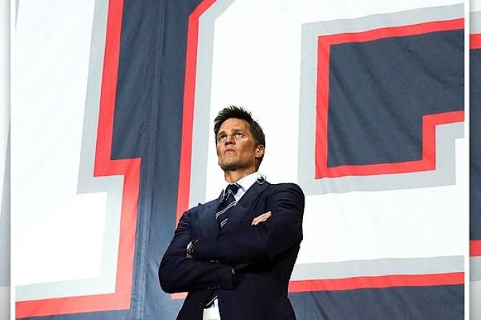 Patriots homenajearán a Tom Brady con estatu